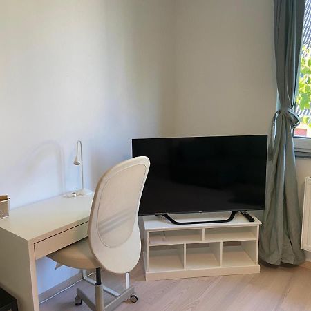 Apartment With Balcony Cologne Exterior photo